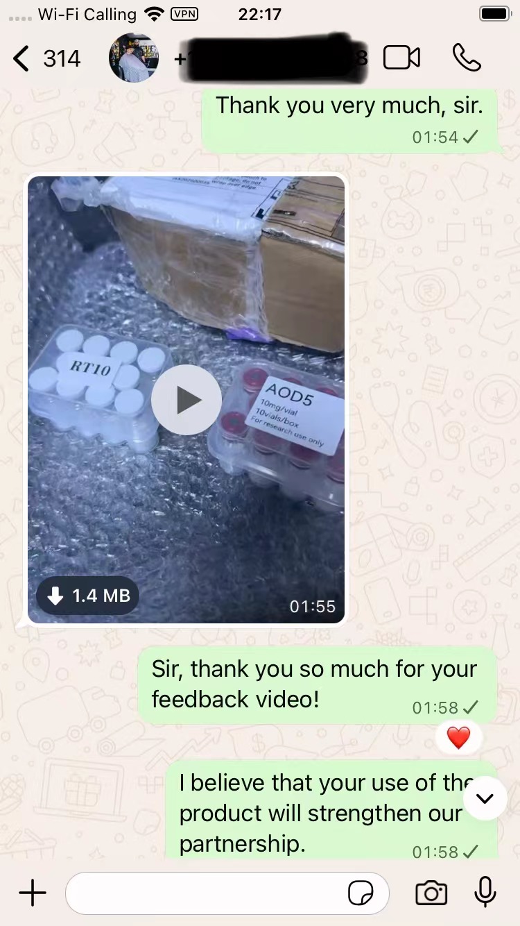 Customer product feedback shared in WhatsApp